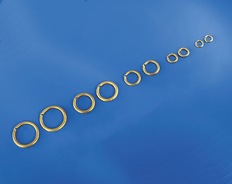 Messingringe 4mm (ca 100 Stück)